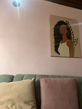 Im Luuu online show from April 2026 12:28:02 PM