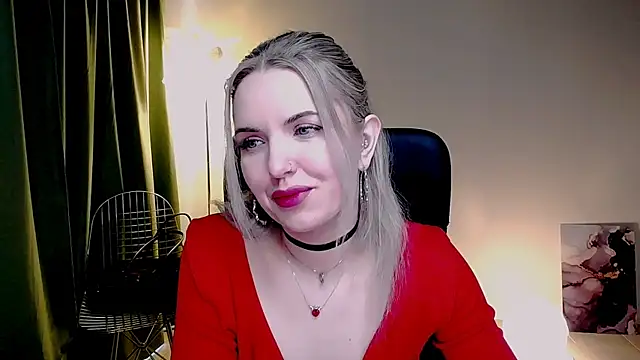 AliceSmite online show from April 2026 10:37:02 AM