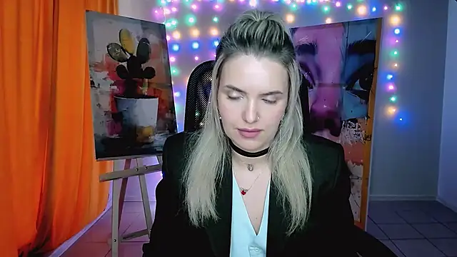 Snapshot of AliceSmite chatting on May 2026 11:41:02 AM AliceSmite online show from May 2026 11:41:02 AM