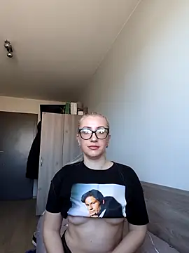 malinalli a online show from March 2026 01:07:02 PM