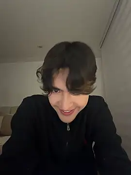 Snapshot of MatthewMoore_ chatting on July 2026 12:53:02 AM MatthewMoore online show from July 2026 12:53:02 AM