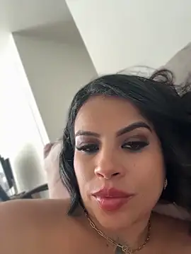AriannaSmyth online show from May 2026 09:01:02 PM