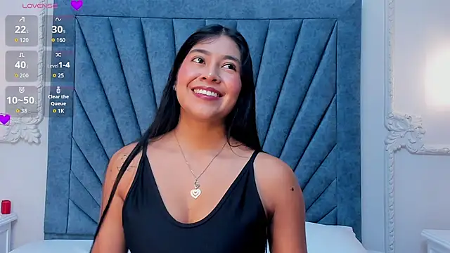 Leandra-Johnson online show from April 2026 01:47:02 PM