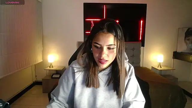 Snapshot of _chloe_1 chatting on March 2026 12:44:01 PM chloe 1 online show from March 2026 12:44:01 PM