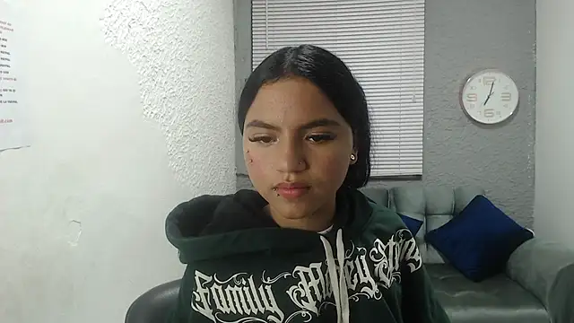 kimmyfuckass online show from April 2026 01:26:01 PM