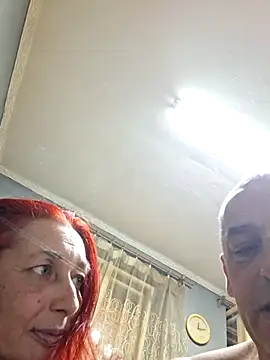 Minike75 online show from April 2026 10:13:02 PM