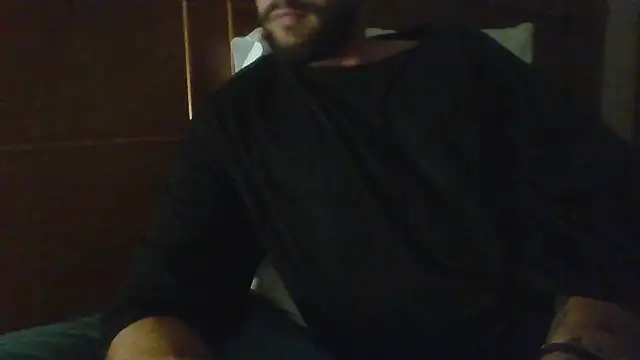 freetom31 online show from March 2026 01:11:02 PM