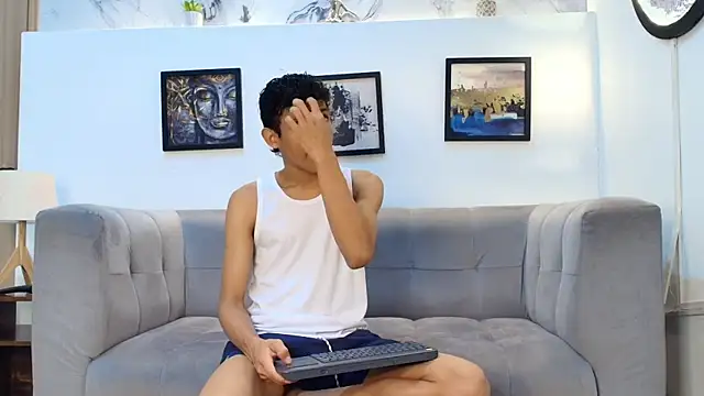 SKINNY BOYXXX online show from March 2026 07:25:01 AM