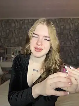 KayShaw online show from May 2026 02:53:02 AM