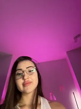 Lilith Lure online show from March 2026 04:36:01 PM