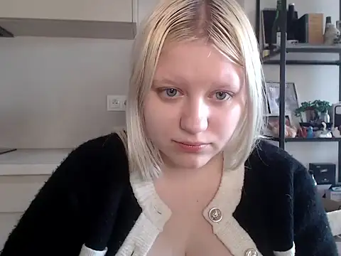 Snapshot of LenaSecret19 chatting on April 2026 05:44:02 AM LenaSecret19 online show from April 2026 05:44:02 AM