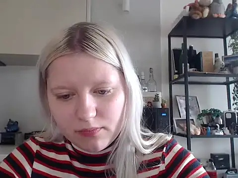 Snapshot of LenaSecret19 chatting on May 2026 07:25:01 AM LenaSecret19 online show from May 2026 07:25:01 AM