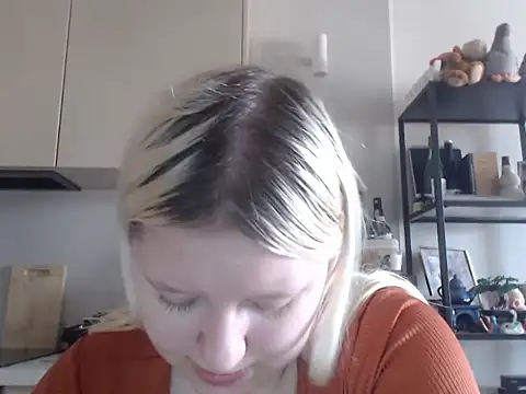 Snapshot of LenaSecret19 chatting on June 2026 05:43:02 AM LenaSecret19 online show from June 2026 05:43:02 AM