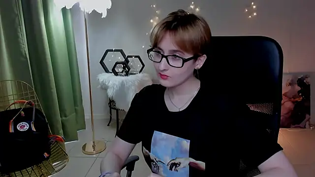 LixeLuna online show from March 2026 06:30:02 AM