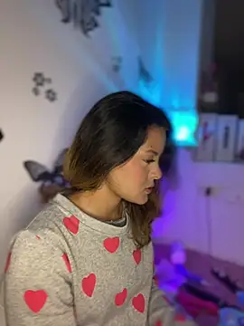 Ame Desire online show from March 2026 11:33:01 PM