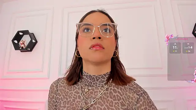 Im Scarlett  online show from July 2026 06:03:01 PM
