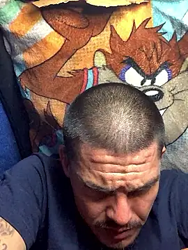 Donkie909 online show from March 2026 04:07:02 AM