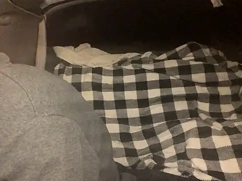 Donkie909 online show from April 2026 12:31:01 PM