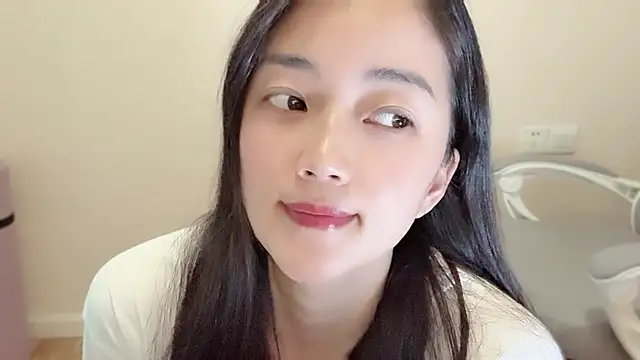 jinxiyao01 online show from June 2026 08:38:01 AM