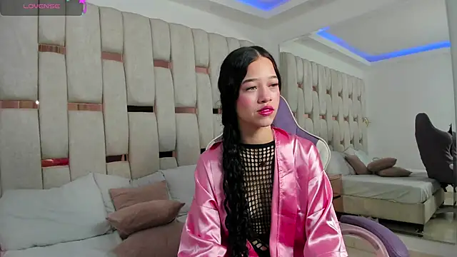 georgina kloss  online show from March 2026 05:24:02 PM