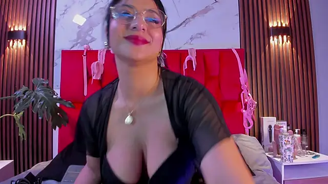 Dianna-Rosse online show from May 2026 04:15:02 PM