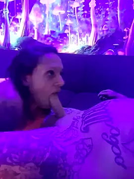 drednasty online show from April 2026 07:03:01 AM