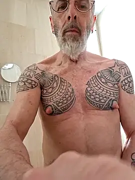 XXX666HEIL online show from March 2026 11:27:01 AM