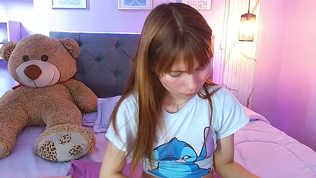 Snapshot of Celeste__London chatting on May 2026 05:51:02 PM Celeste London online show from May 2026 05:51:02 PM