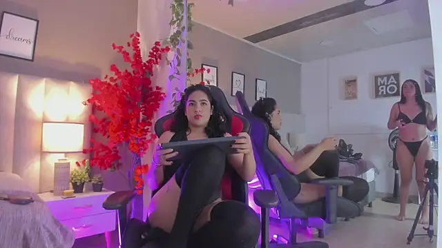 Kiara Kismet  online show from May 2026 10:27:02 PM