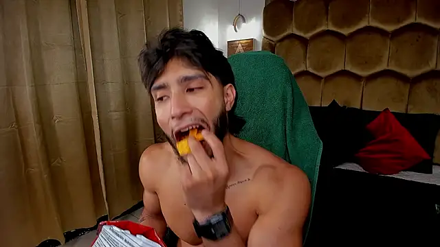 Emmet CollinsJS online show from March 2026 04:29:01 AM