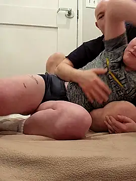 luckilyfound4 online show from March 2026 11:05:02 PM