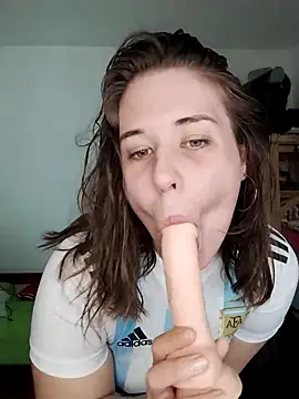 Snapshot of beluve_l chatting on March 2026 04:40:02 PM beluve l online show from March 2026 04:40:02 PM