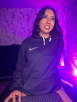 Lunaliaa  online show from March 2026 06:02:02 AM