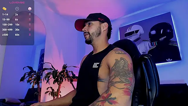 Snapshot of NikoHank_ chatting on July 2026 06:22:02 AM NikoHank online show from July 2026 06:22:02 AM