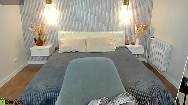 Crystal-Lace online show from April 2026 01:16:02 AM