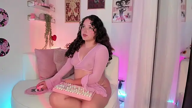 Ally belle online show from April 2026 11:07:01 PM