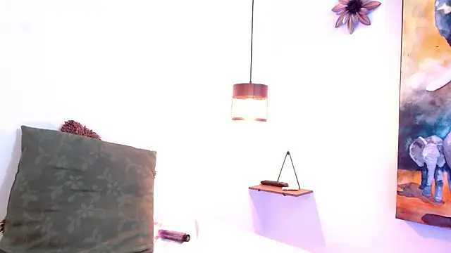 Sussana Wild online show from April 2026 12:06:02 PM