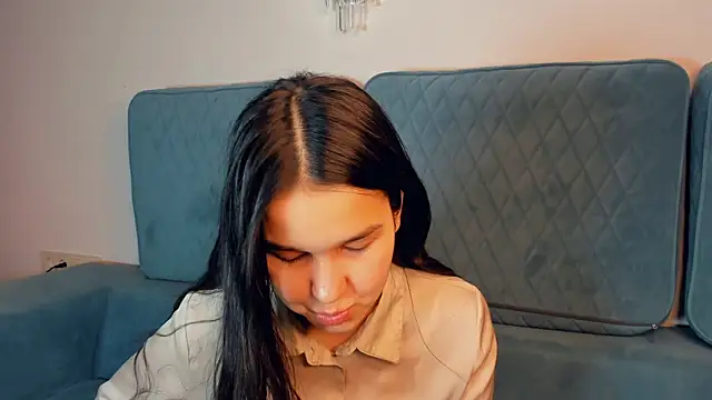 ShawtyCelina online show from April 2026 06:01:01 PM