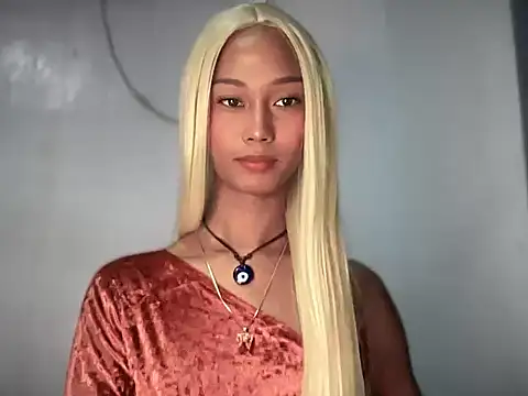 Sunkissed seductress online show from March 2026 07:30:01 PM