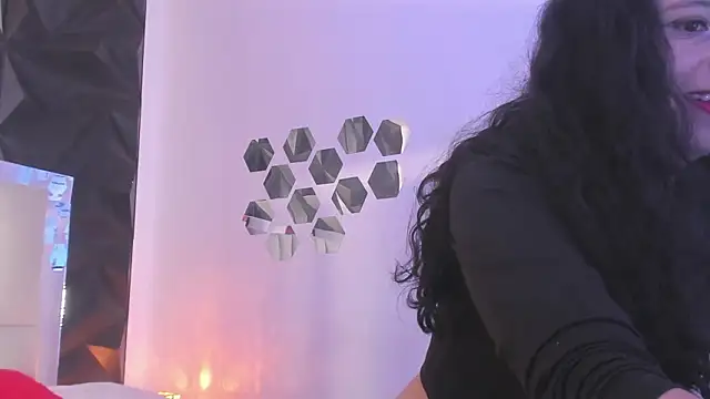 Katijis online show from March 2026 06:45:02 PM