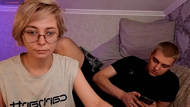 Blond ice online show from March 2026 06:01:02 PM