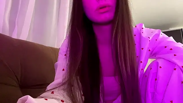 LunaTune online show from April 2026 08:17:01 PM