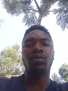 Snapshot of Rakeem023 chatting on May 2026 12:00:02 PM Rakeem023 online show from May 2026 12:00:02 PM