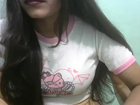 Lovely-Pandey online show from March 2026 05:16:01 PM