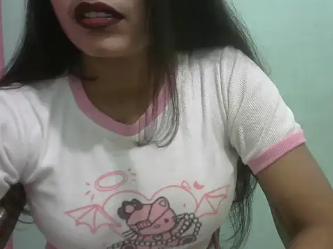 Lovely-Pandey online show from April 2026 09:45:01 PM