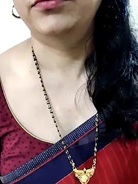 Yazhini-Cam online show from June 2026 03:31:01 AM