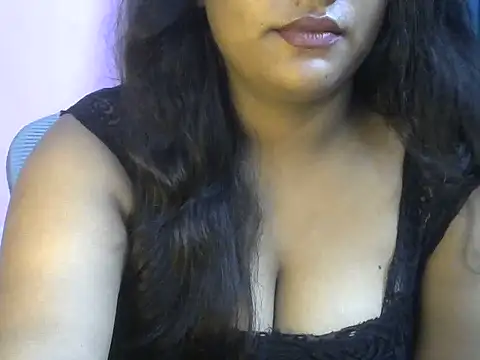 QUEEN-OF-QUEEN online show from June 2026 08:12:02 PM