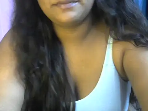 QUEEN-OF-QUEEN online show from June 2026 09:50:01 PM