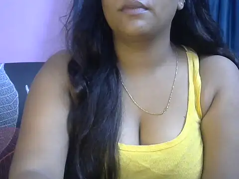 QUEEN-OF-QUEEN online show from July 2026 06:58:02 PM