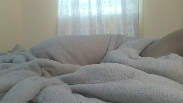 Snapshot of ndivhuwomuleya chatting on June 2026 04:10:01 AM ndivhuwomuleya online show from June 2026 04:10:01 AM